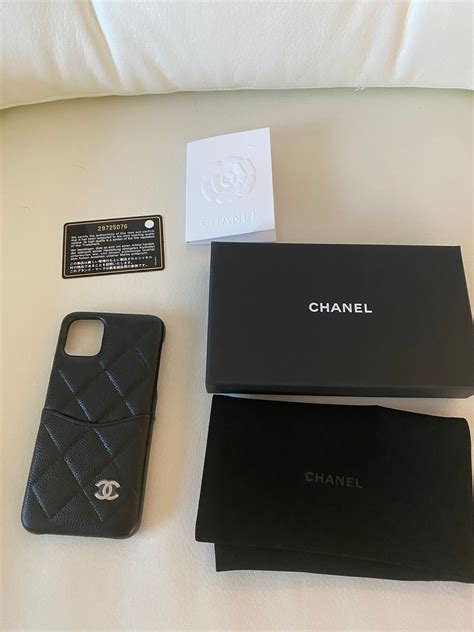 chanel iphone 11 case